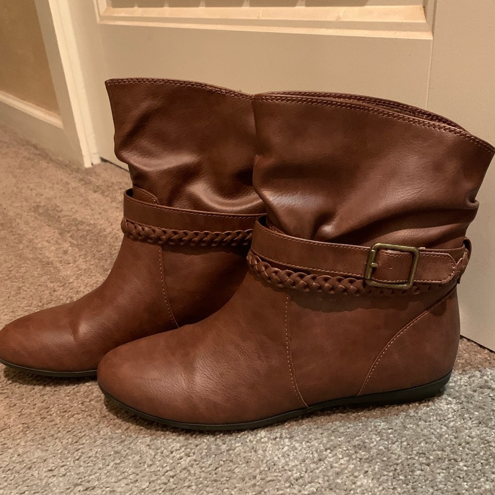 Ankle booties